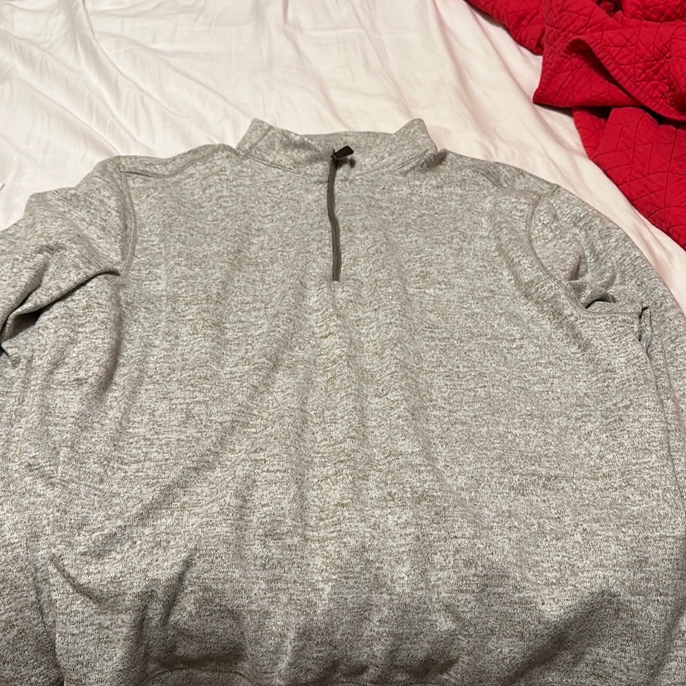 Greg Norman sweater size large
